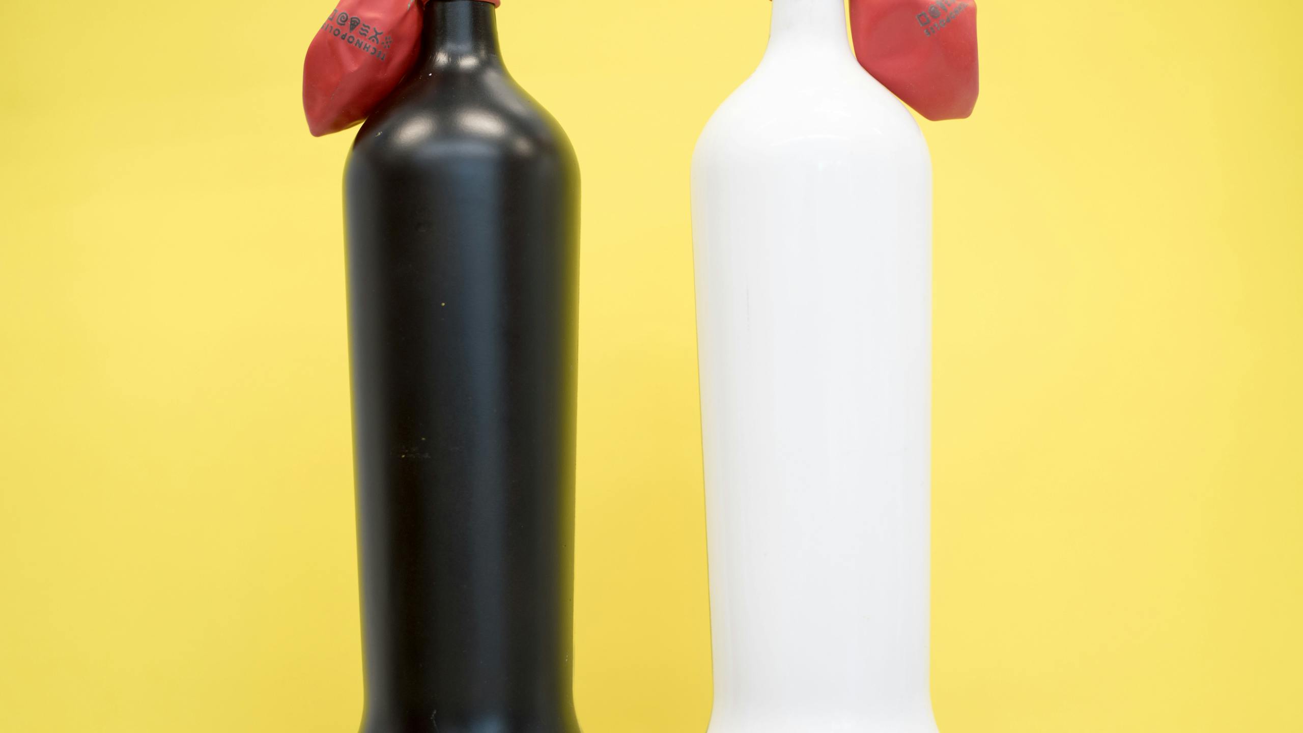 Zwart warmer dan wit ballon