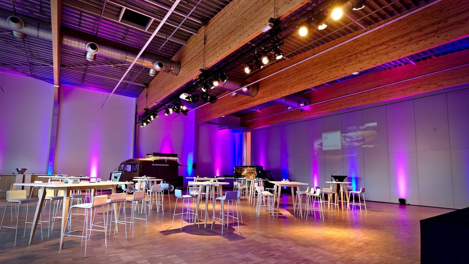 Zaal Einstein